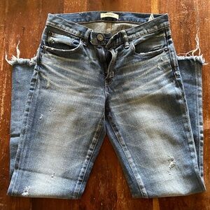 Designer Cropped Distressed Jeans | Moussy Vintage | 27”
